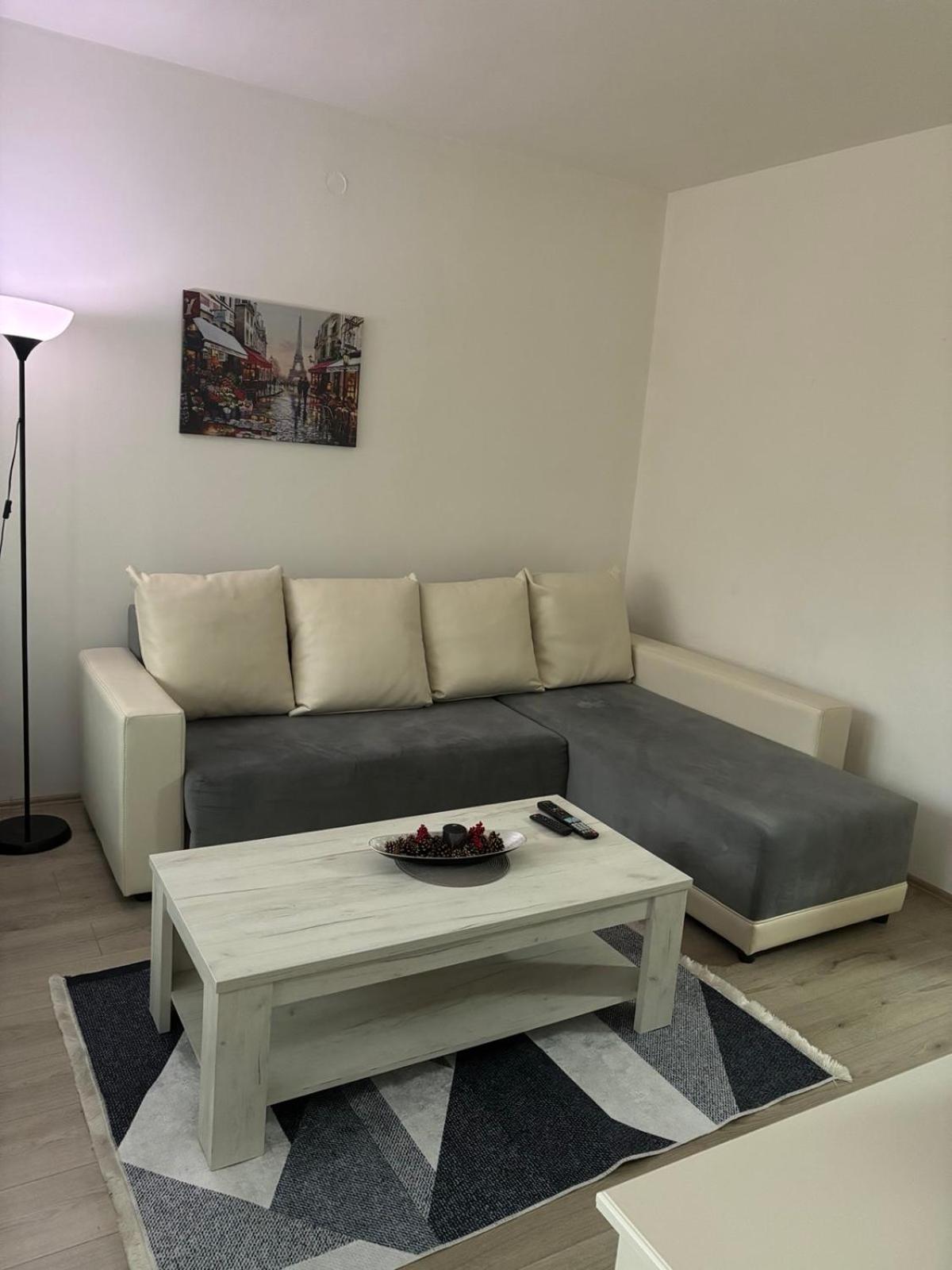 Premium Square Apartment Skopje Extérieur photo